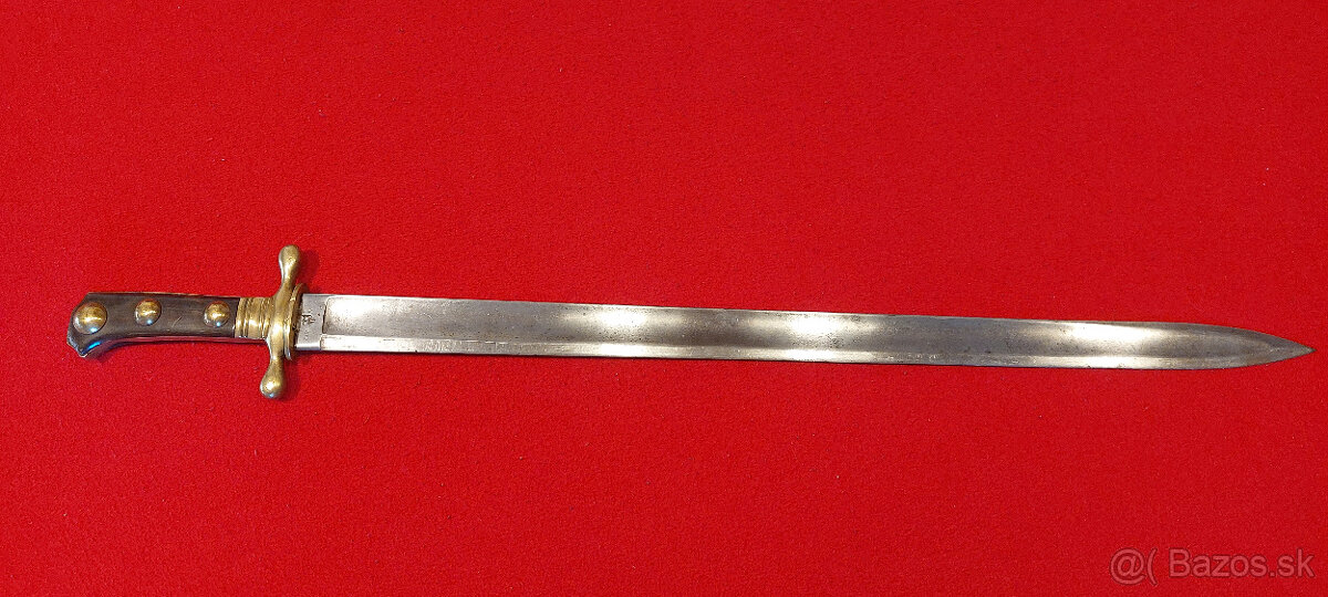 VOJENSKÝ TESÁK - 2