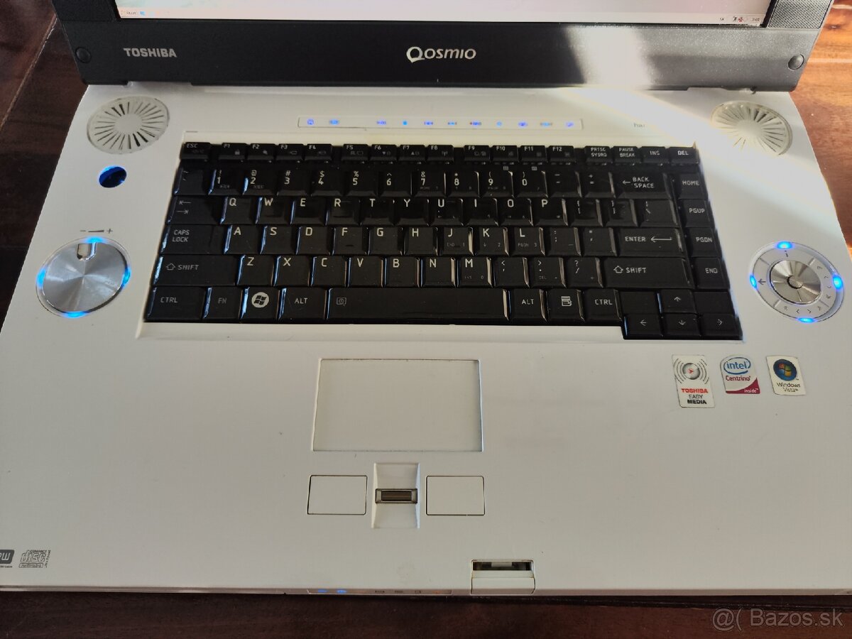 Predam Toshiba Qosmio G40-129 - 2