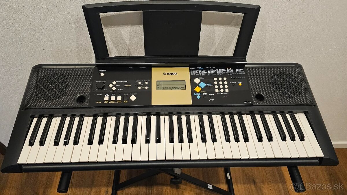Yamaha YPT-220 - 2
