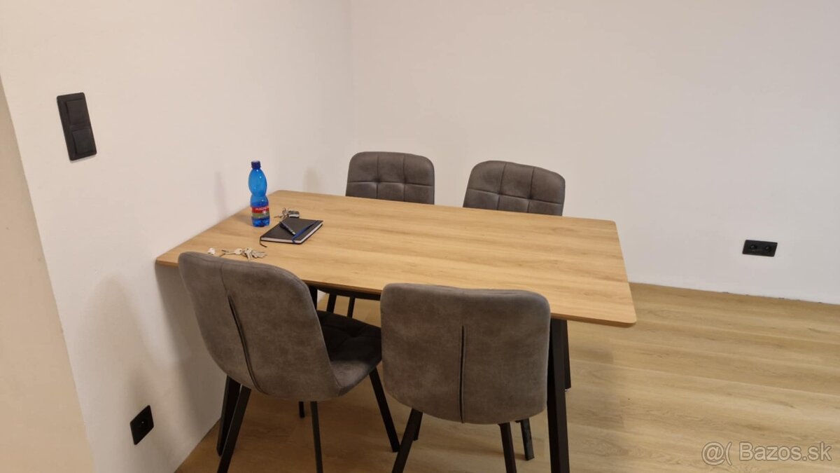 Jedalenský stôl so stoličkami - 2