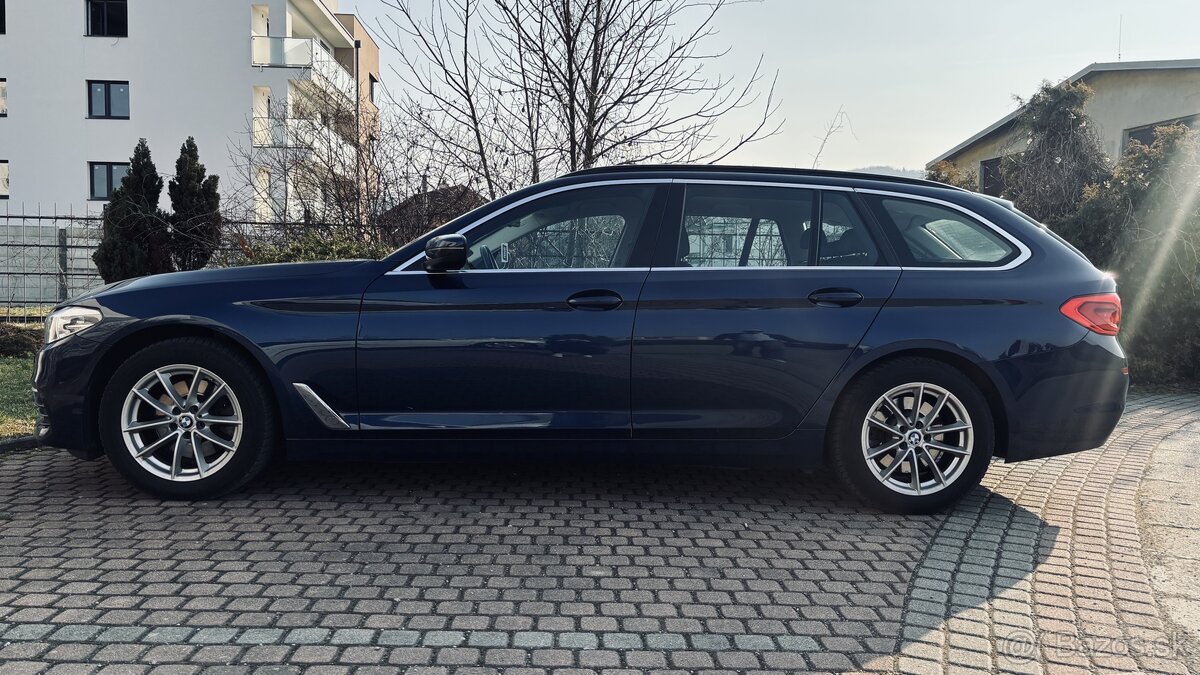 BMW rad 5 Touring 518d - Model 2020 - 2