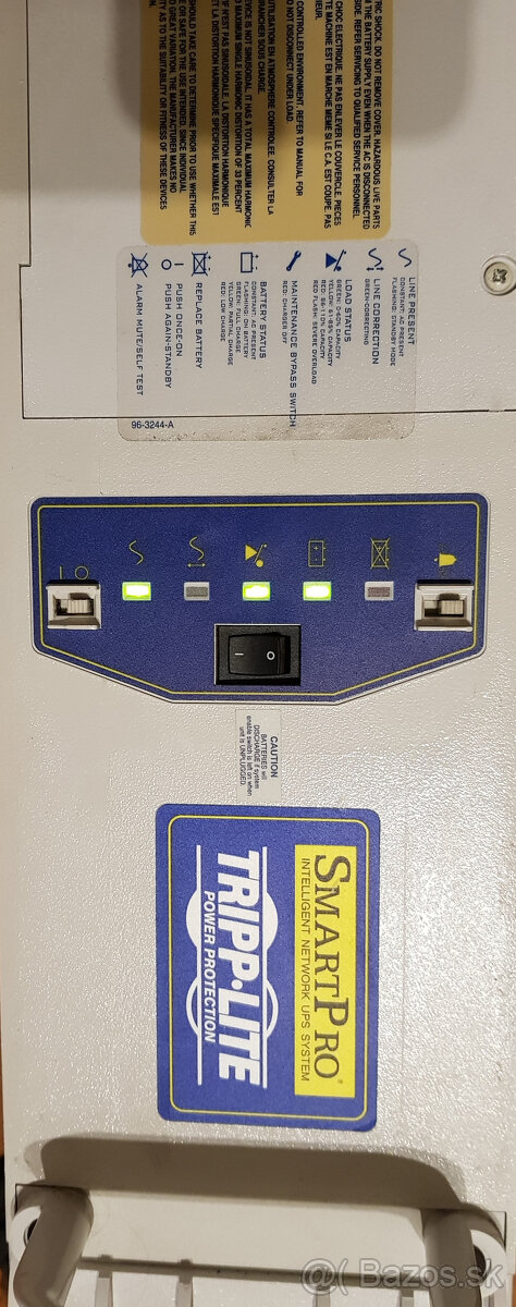 Záložný zdroj Tripp Lite Smart INT 700 - 2