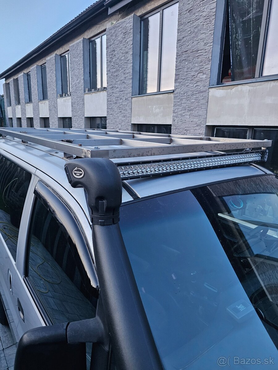 Hyundai H1 starex 4x4 - 2