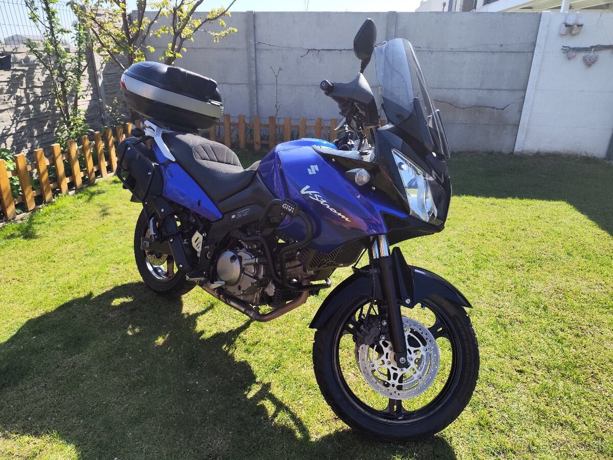 Suzuki V-STROM - 2
