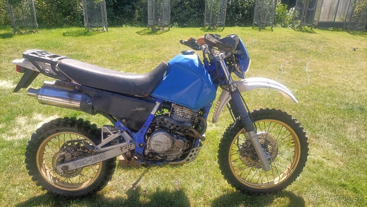 Honda NX 650 - 2