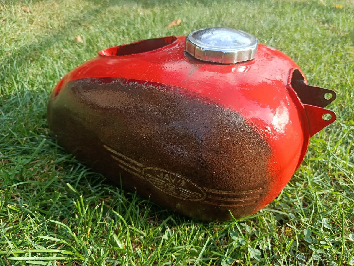 Nádrž Jawa 250 - 2