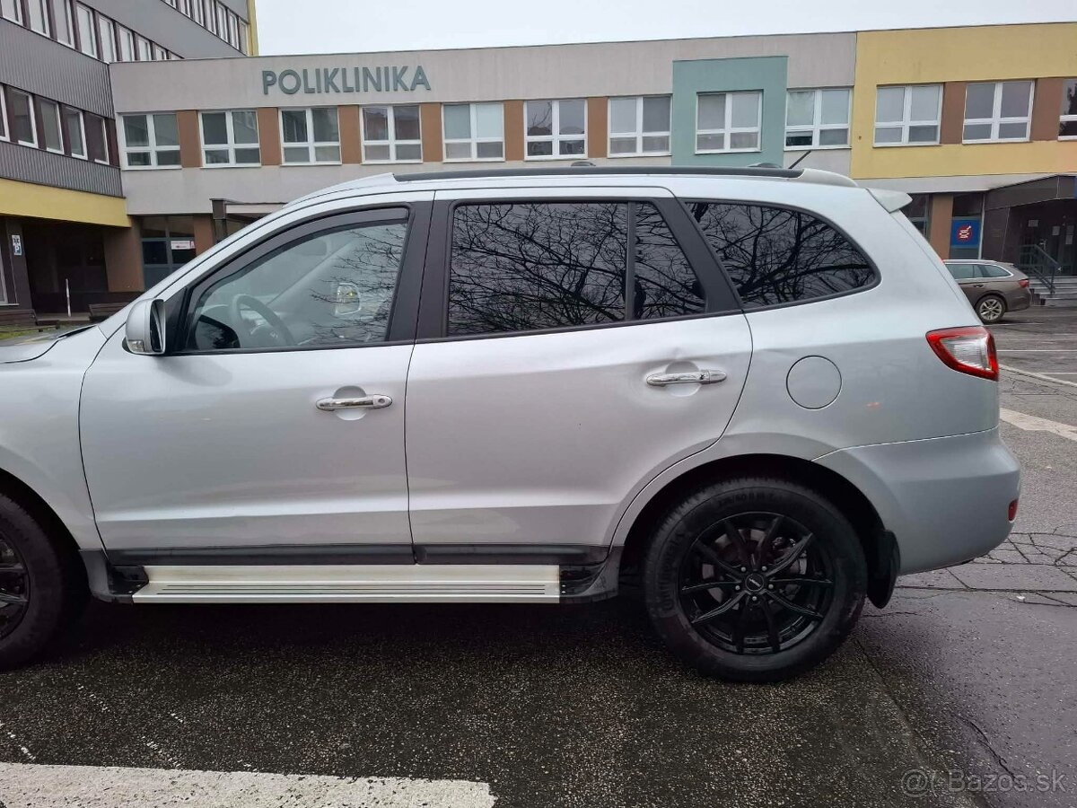 Hyundai Santa Fe - 2