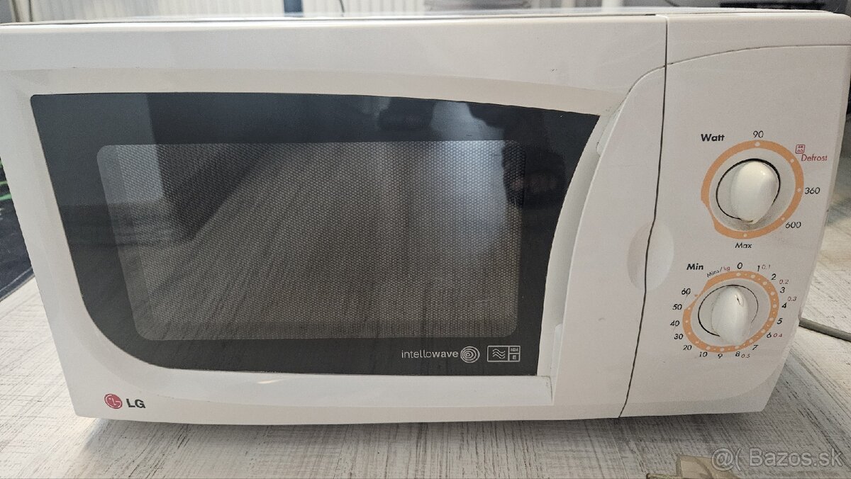 Mikrovlnka LG - 2