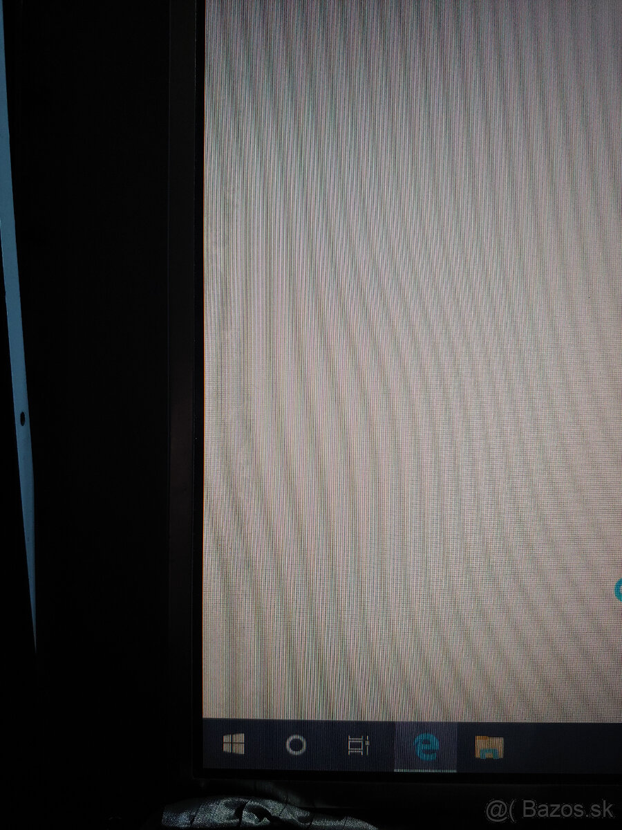 Predám dipleje na laptopy - 2