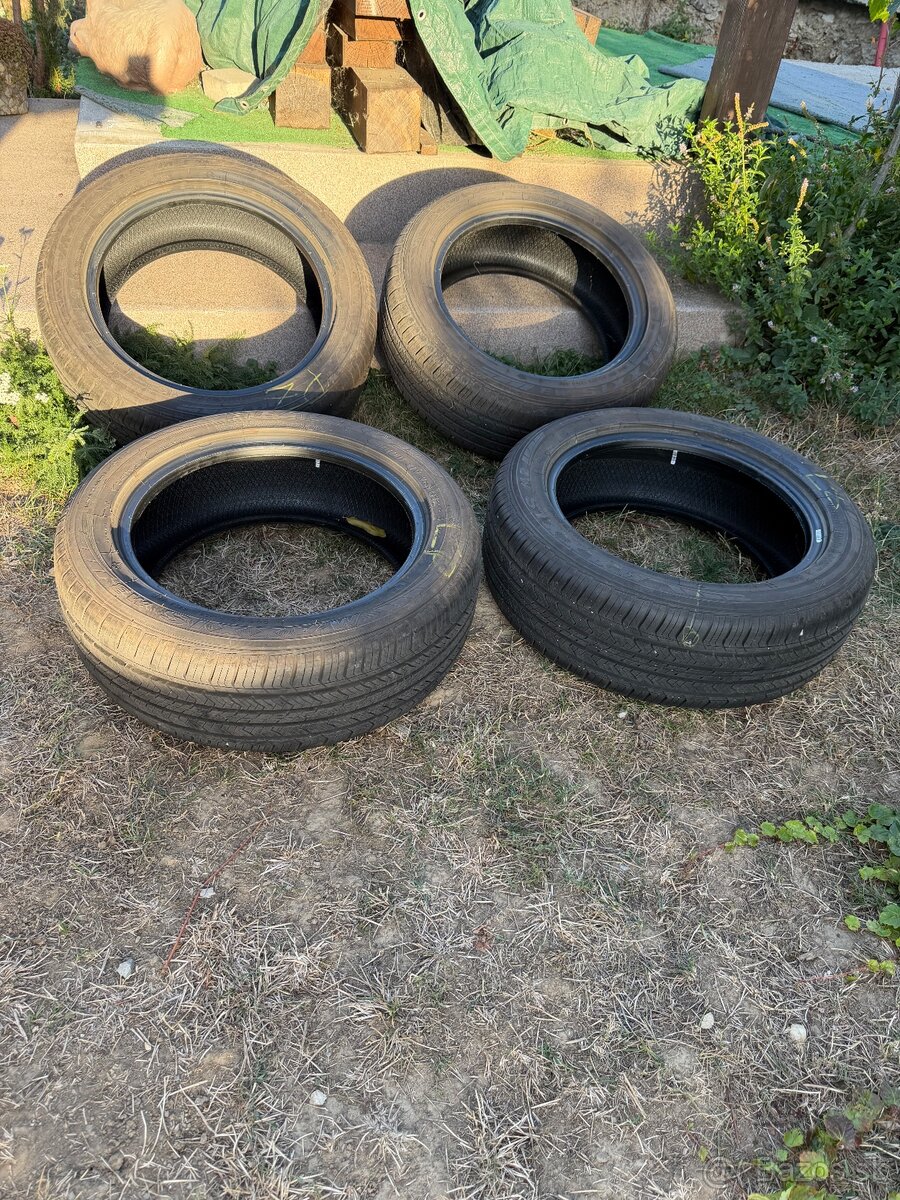 Letné pneumatiky 215/55 R17 - 2