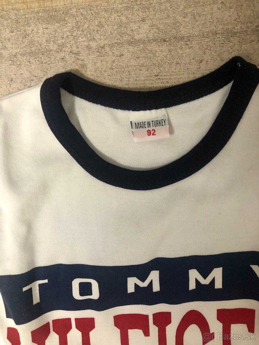 Tommy Hilfiger - 2
