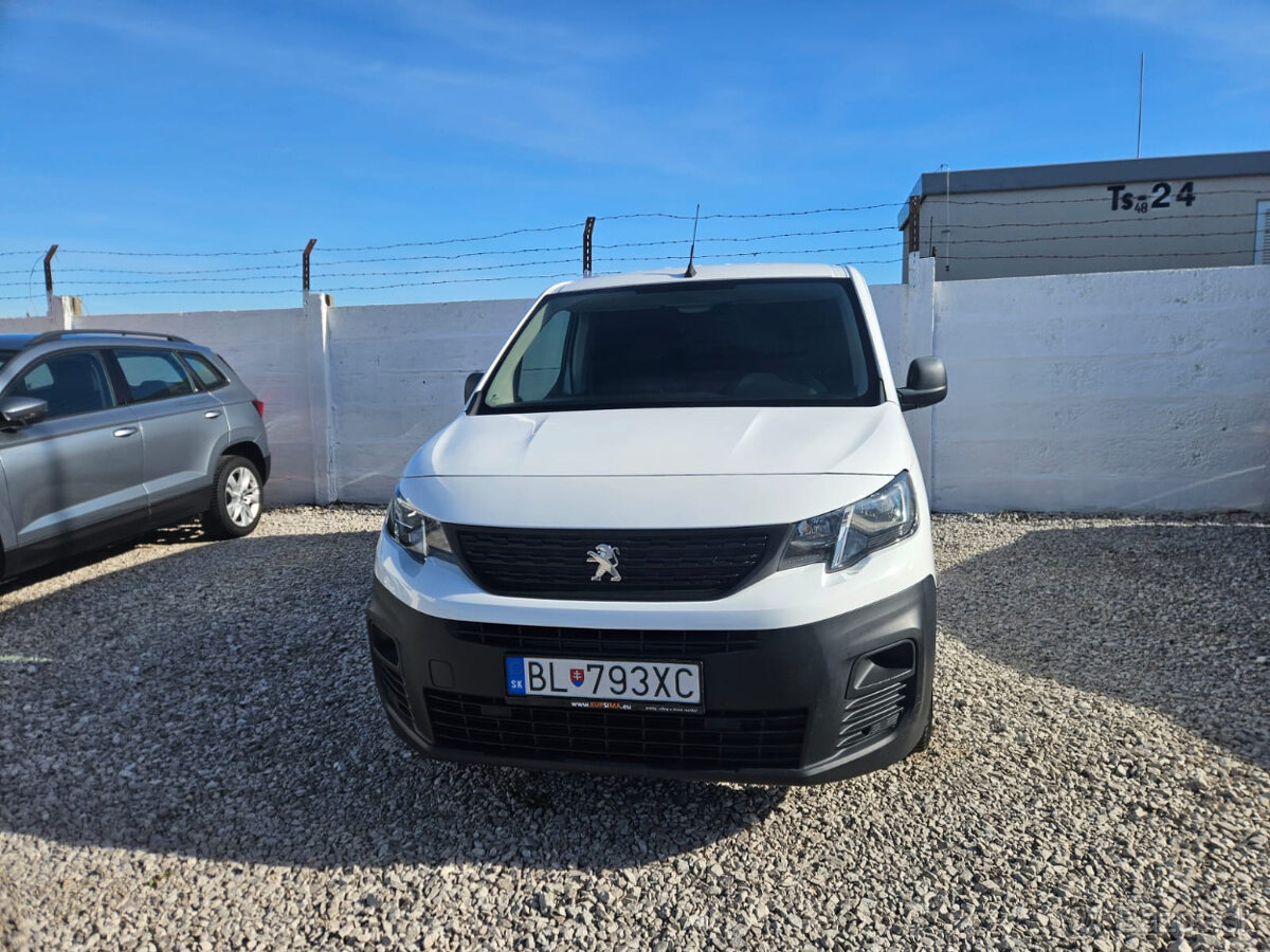 Peugeot Partner BlueHDI 100 (6 089 € bez DPH) - 2