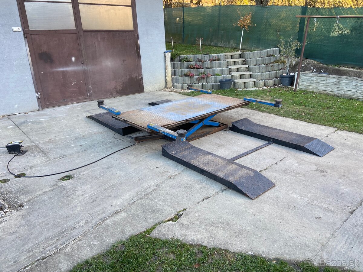 Pneumatický nožnicový zdvihák HOMOLA - 2