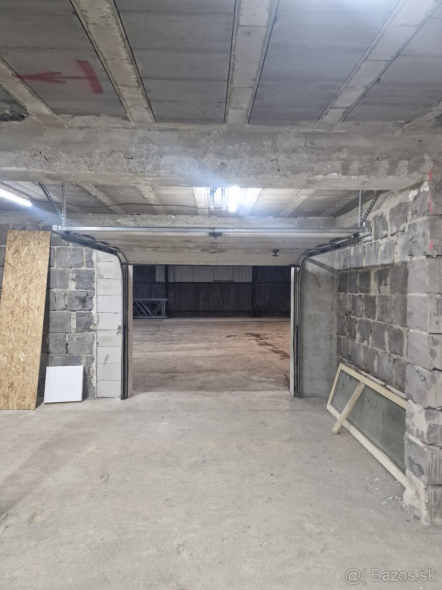 Garažová brána - 2