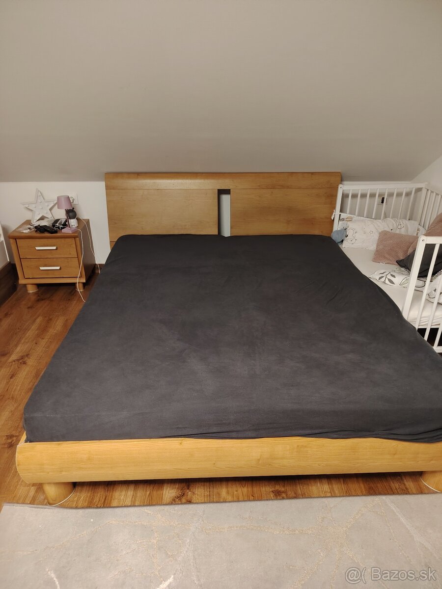 Manželská posteľ 160x200 - 2