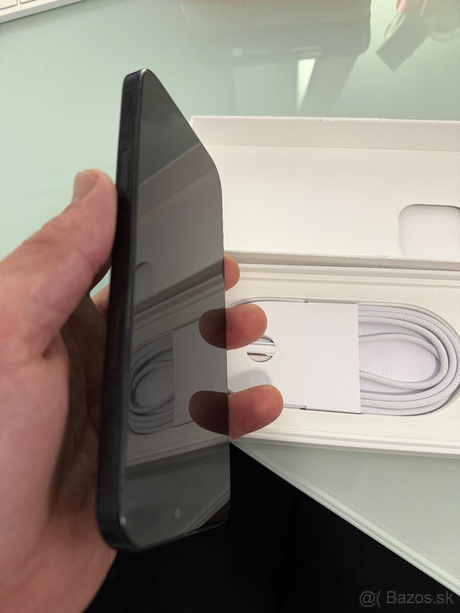 Apple iPhone 16 PRO MAX 256GB - 2