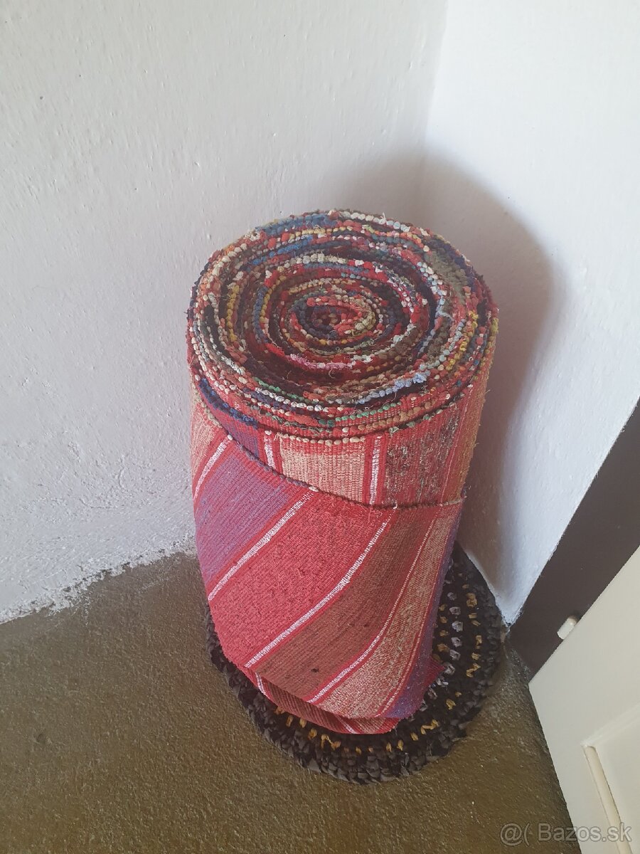 Krásny tkaný koberec,nový - 2