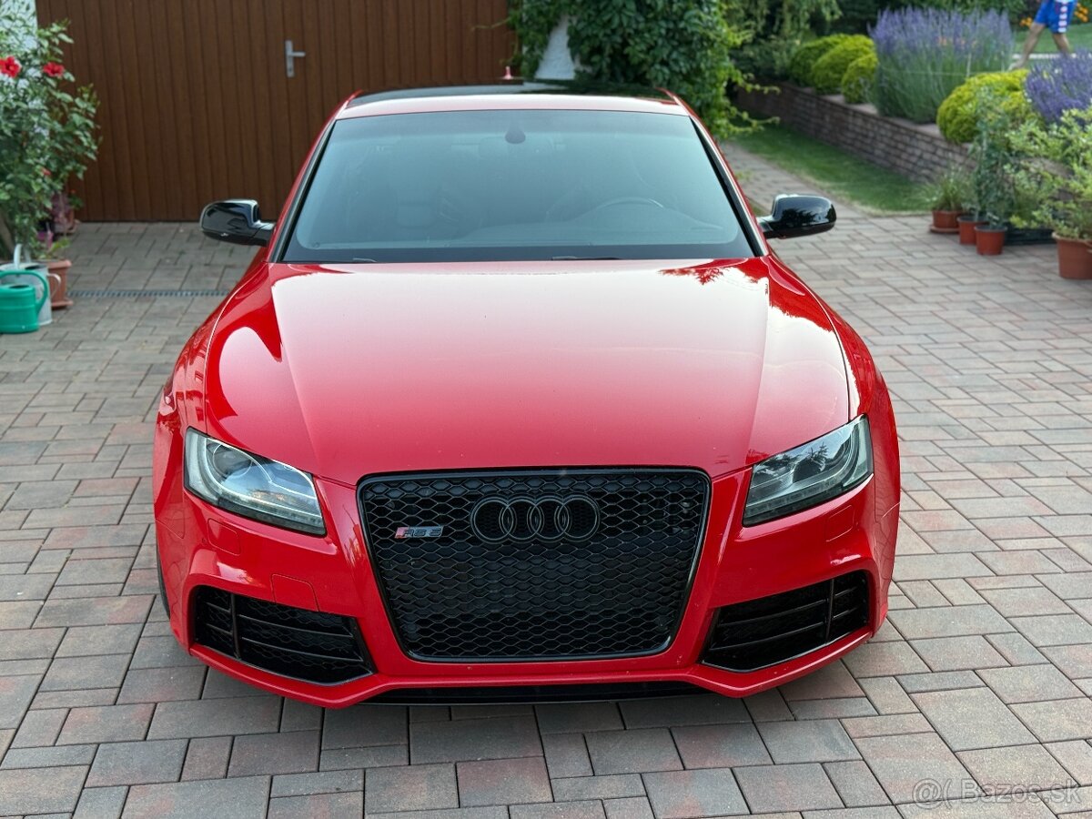 Audi RS5 V8 - 2