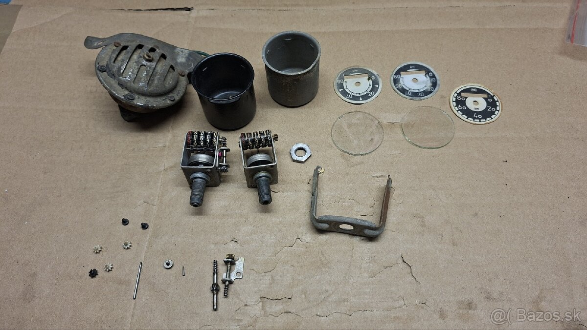 Dueky tachometru a klakson - 2