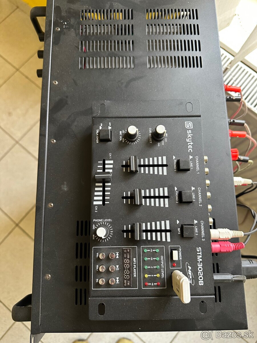 Zosilovač Skytec SPL 400 2x200W 2x repro bedne - 2