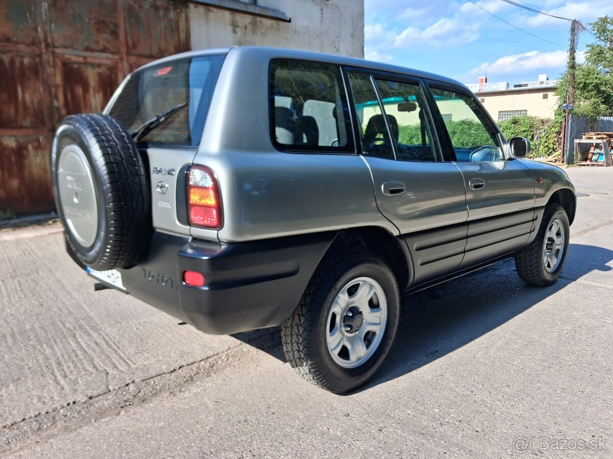 Predam Toyota Rav4 Automat - 2