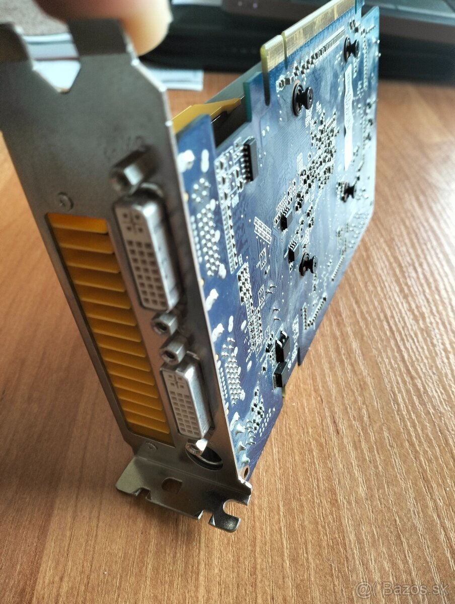 ASUS 256 MB - 2