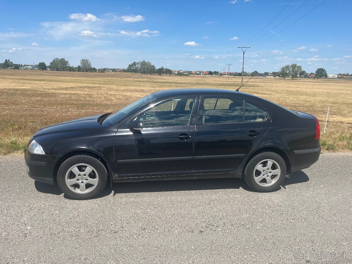 Škoda Octavia - 2