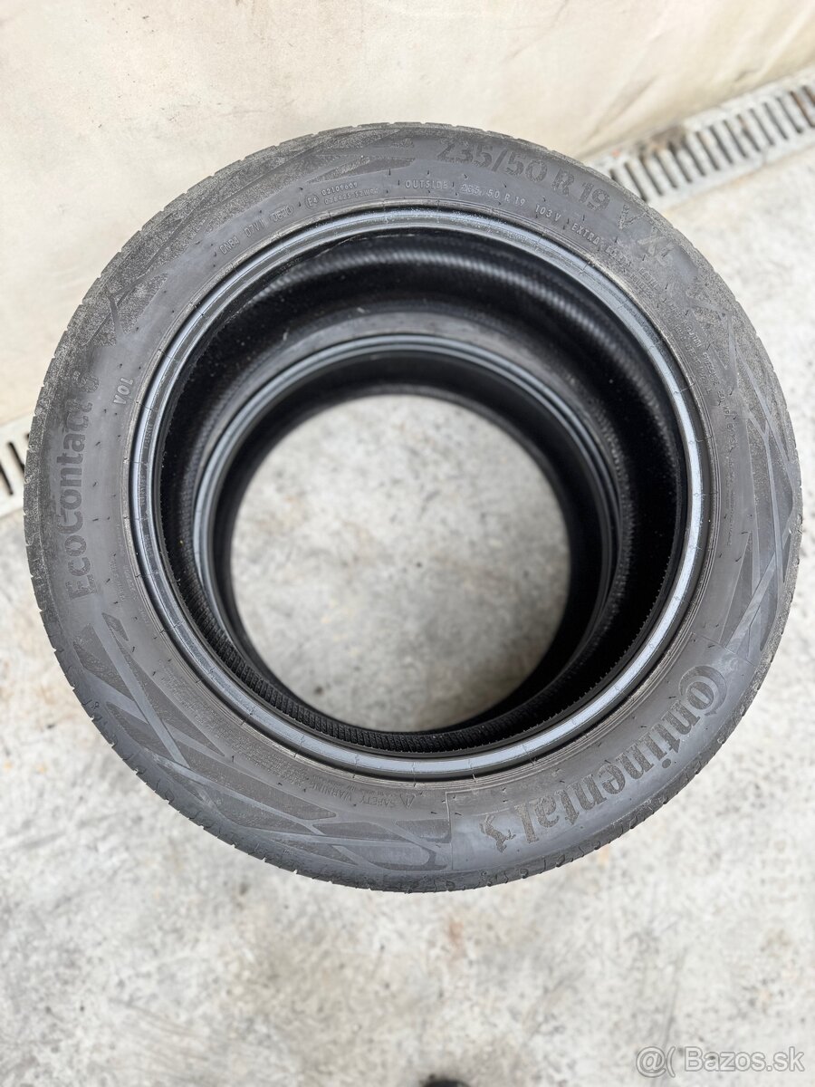 Continental 235/50 R19 - 2