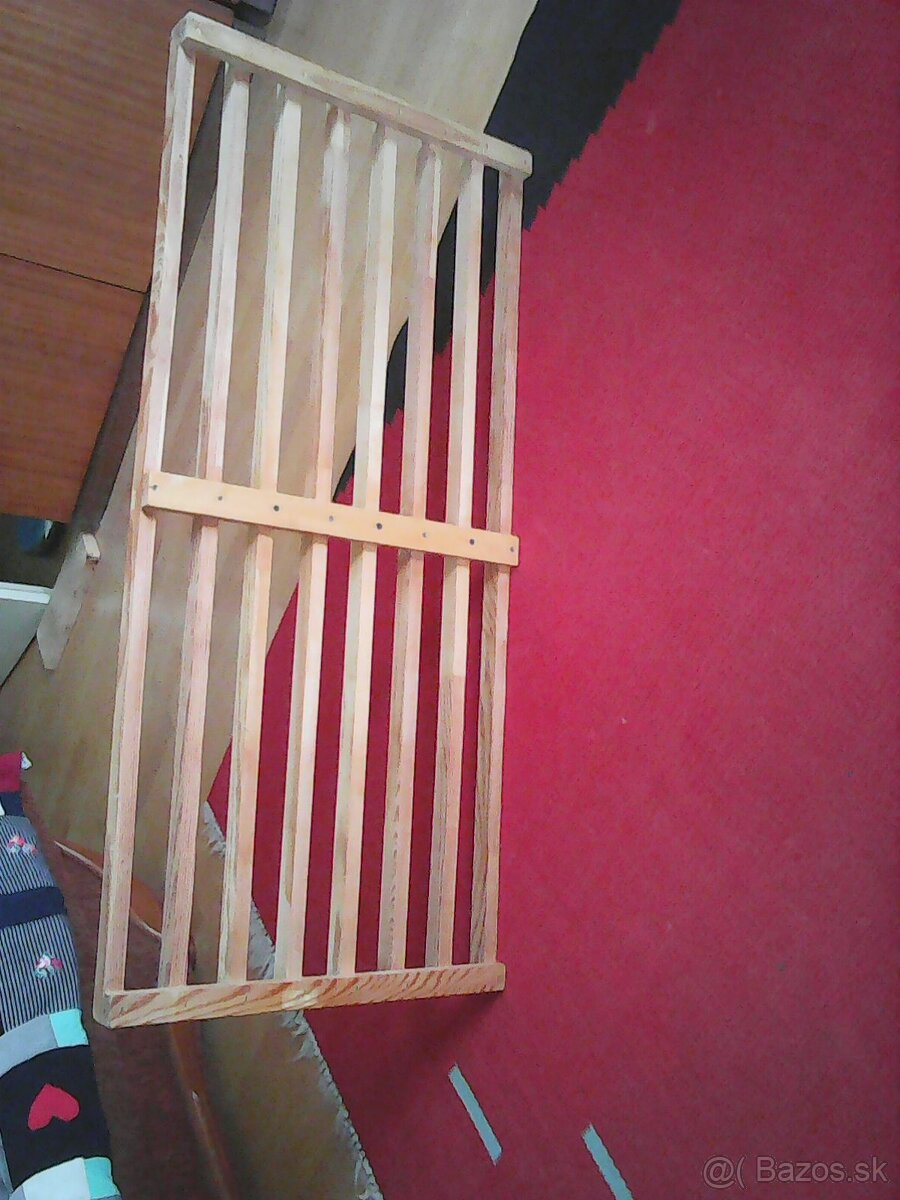 rost dreveny - 2