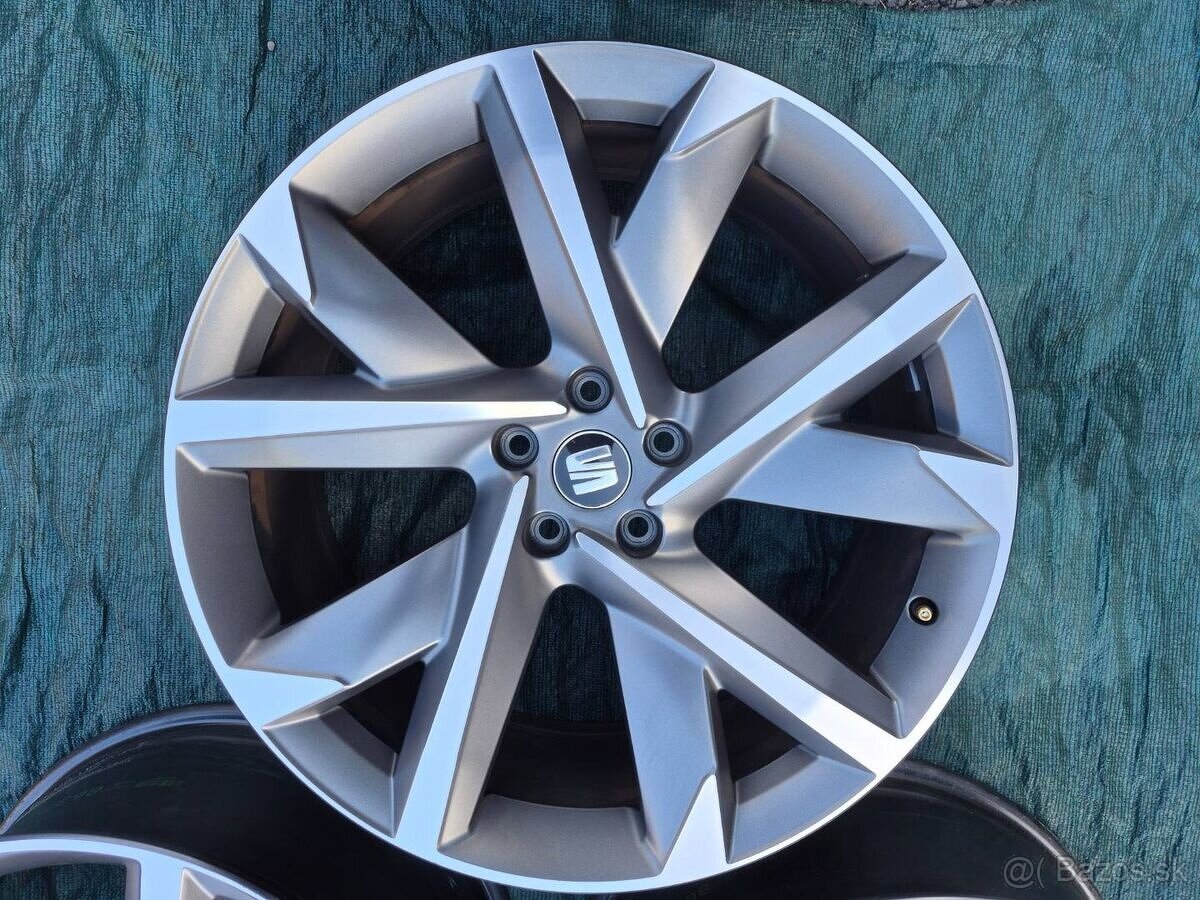 Sada disků Seat Tarraco FR ET38 8,5J - 2