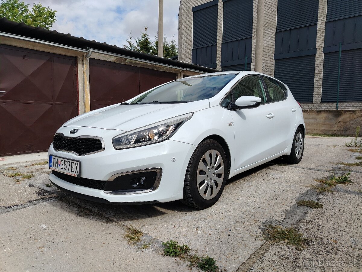 Kia ceed 1.4 hatchback - 2