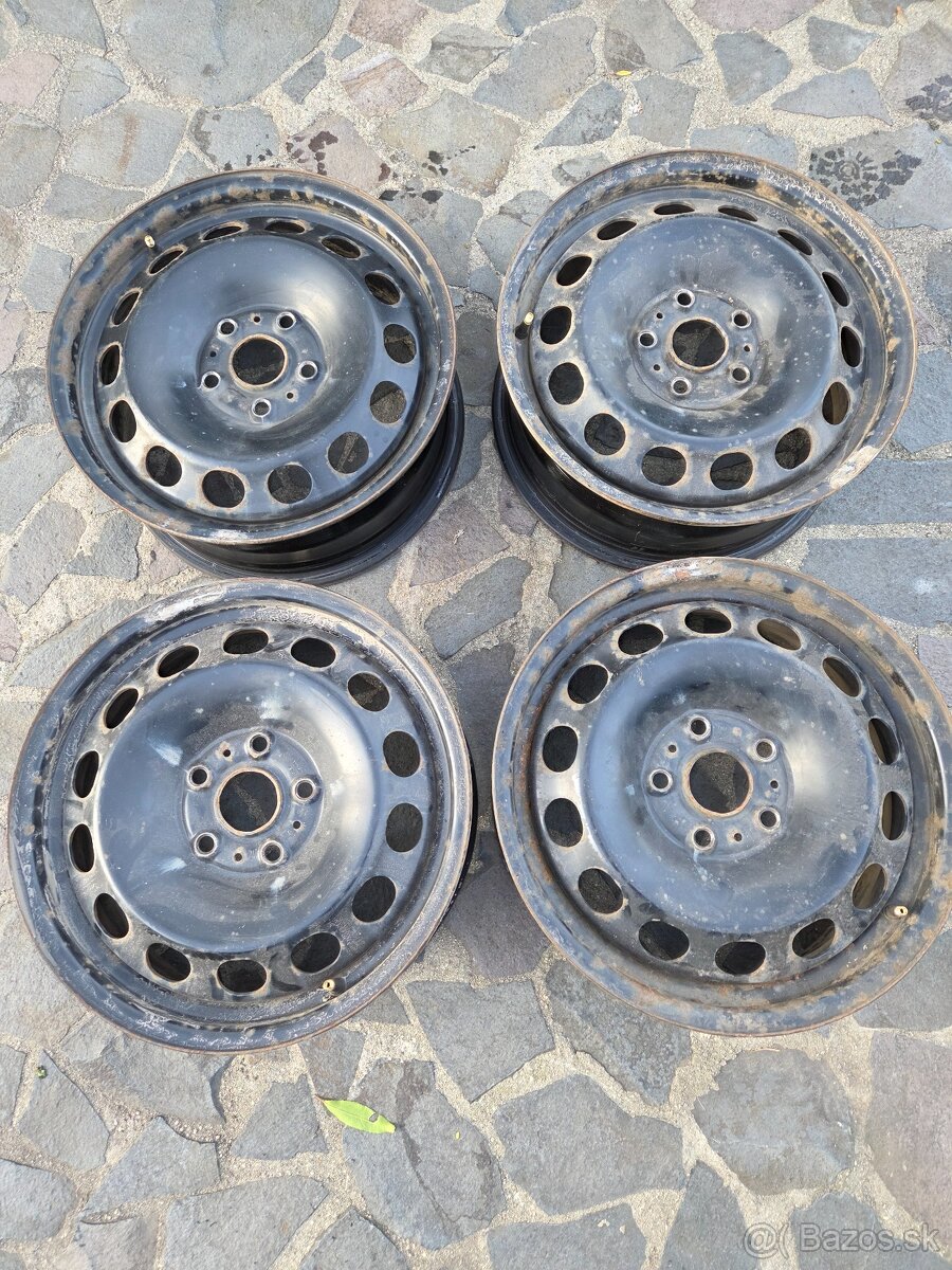 Predám plechové disky 5x112 R16 - 4 ks - 2