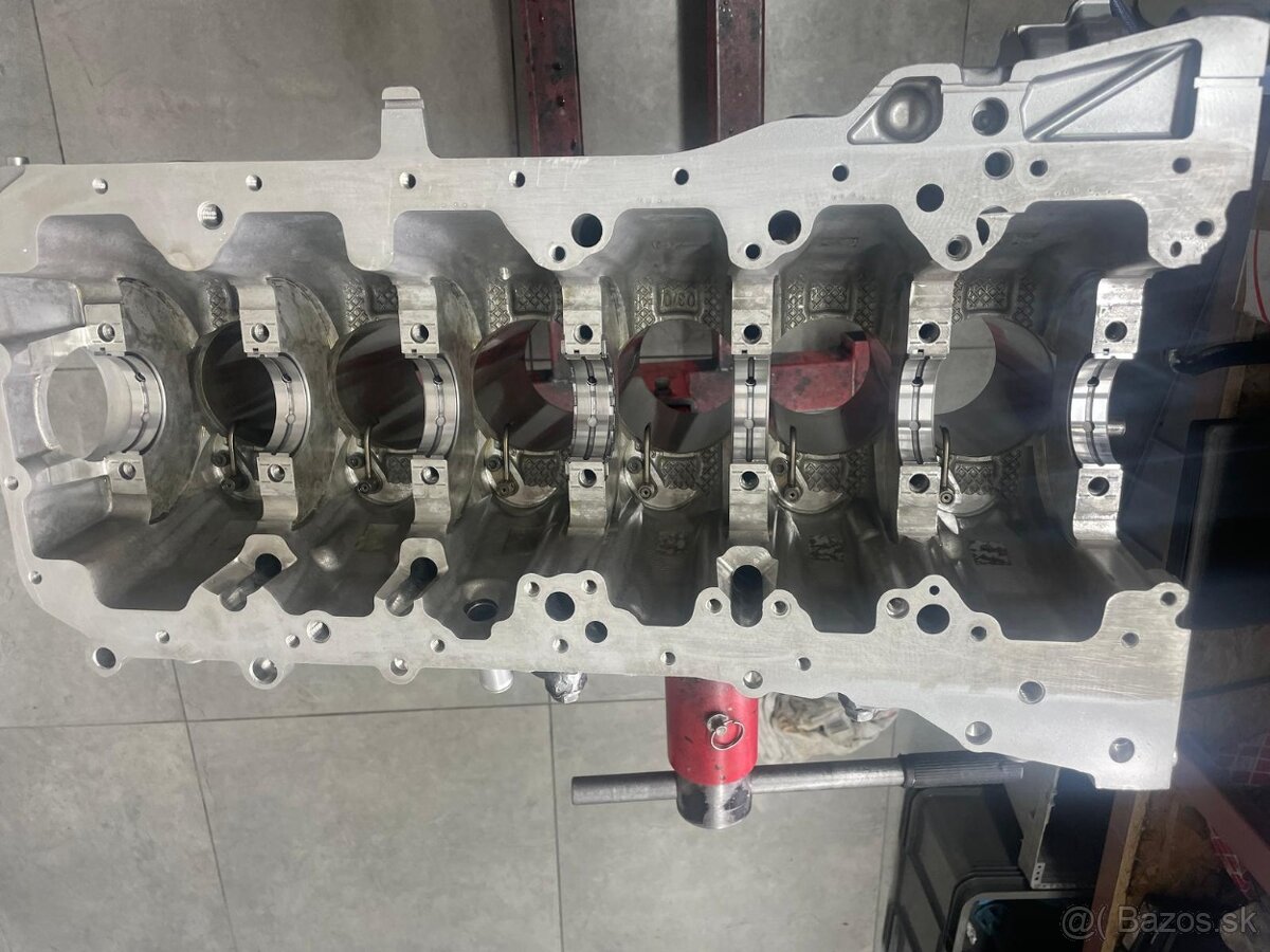 Motor pre BMW 2.0l 3.0l - 2