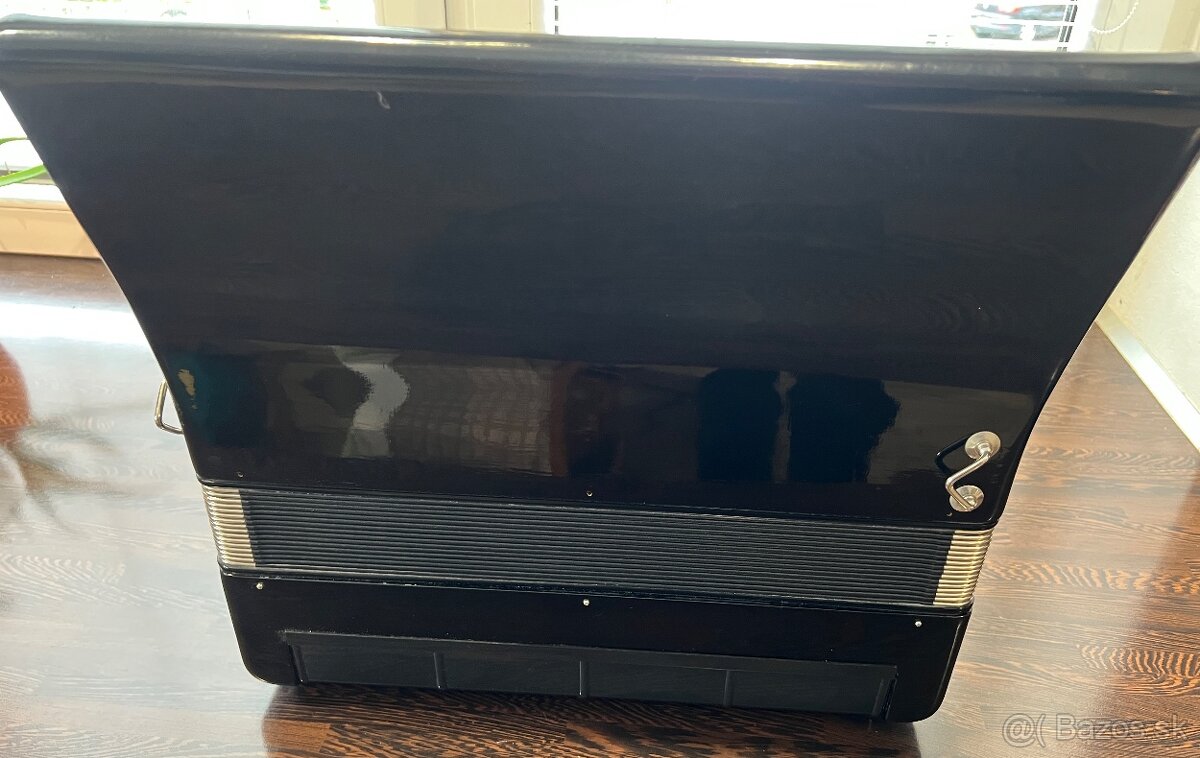 Akordeón Weltmeister Caprice 80 basový - ZÁRUKA - - 2