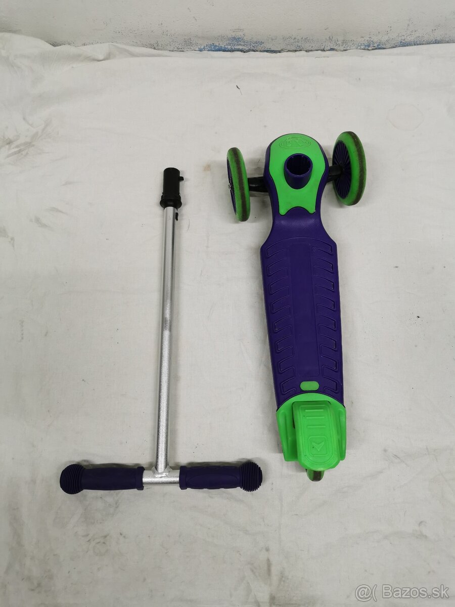 Predám detskú kolobežku Maui mini Sharkman - 2