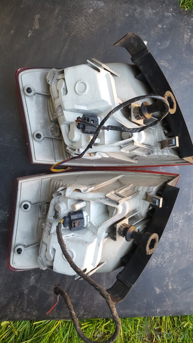 svetlá AUDI A4-B7 - 2