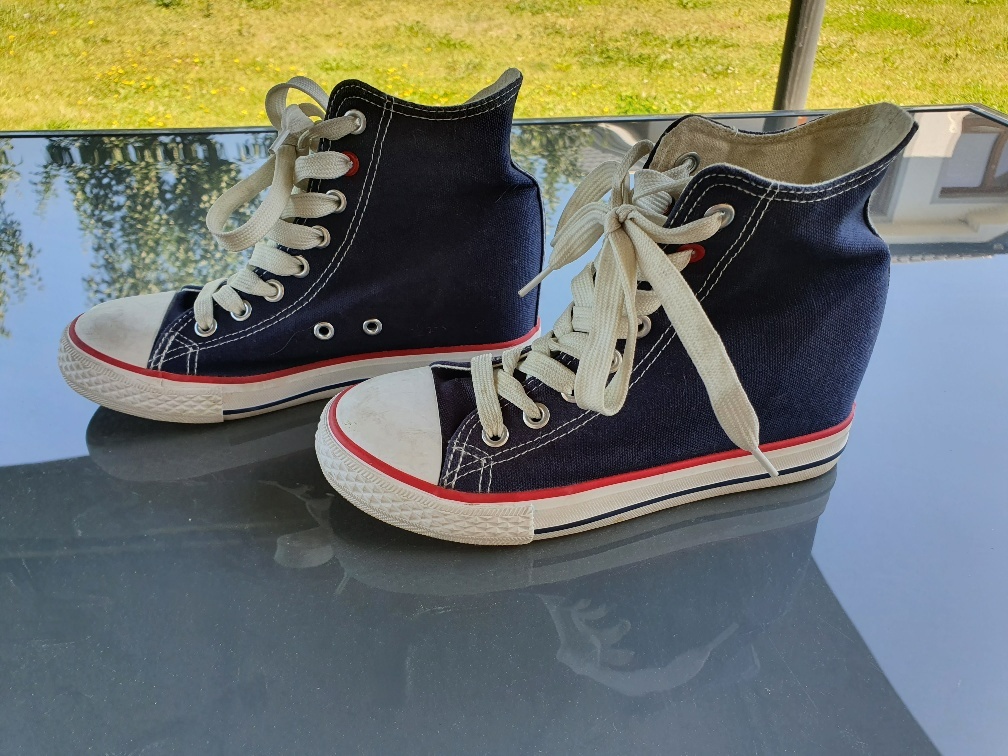 Topanky na platforme 35 - 2