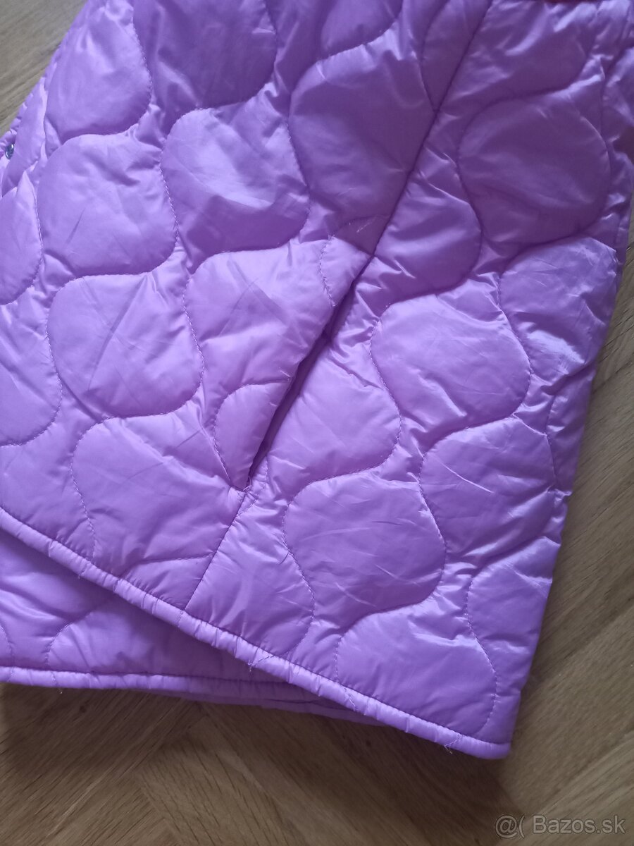 Vesta veľkosť 146 zn Reserved - 2