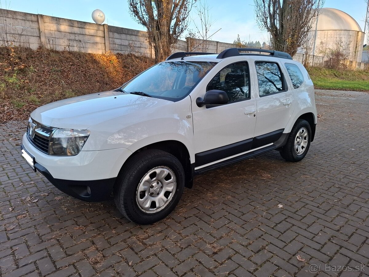 Dacia Duster 1.6i 4x4 - 2