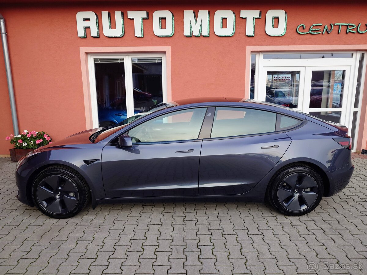 Tesla Model 3 2021 Standard Range 239 kW - 2