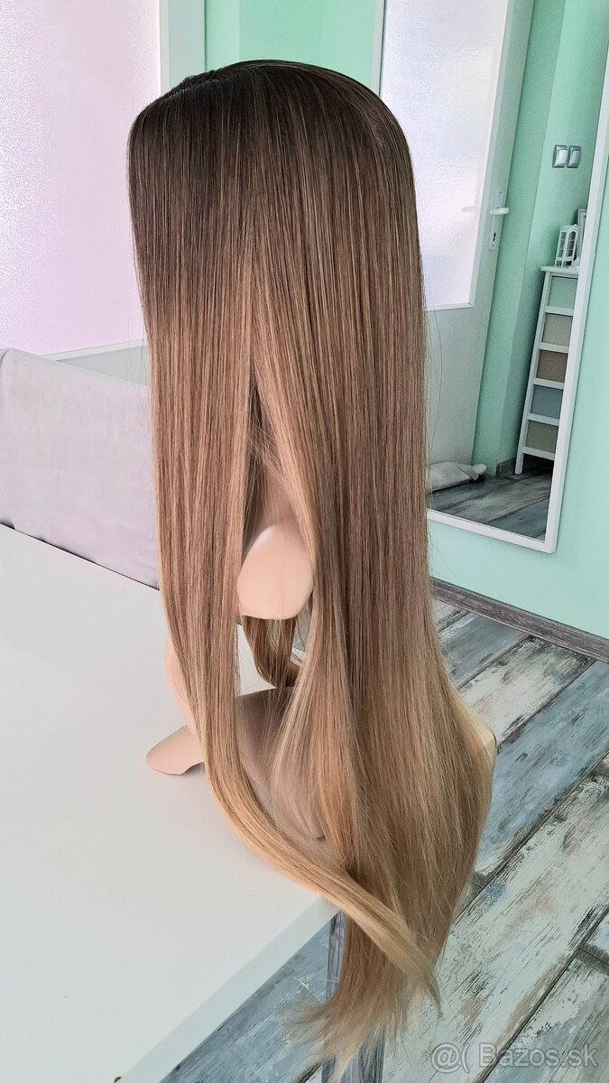 Dlhá blond parochňa - 2