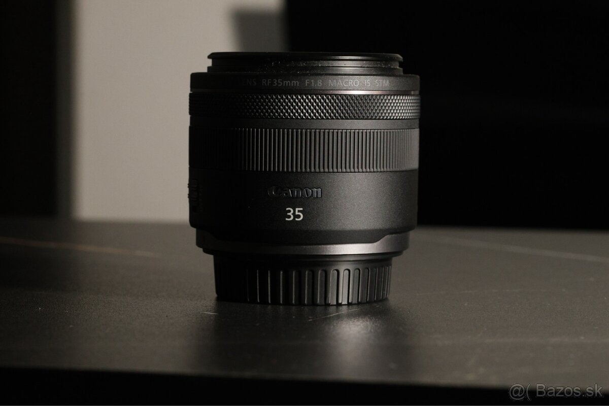 Canon RF 35mm f/1.8 Macro IS STM - 2