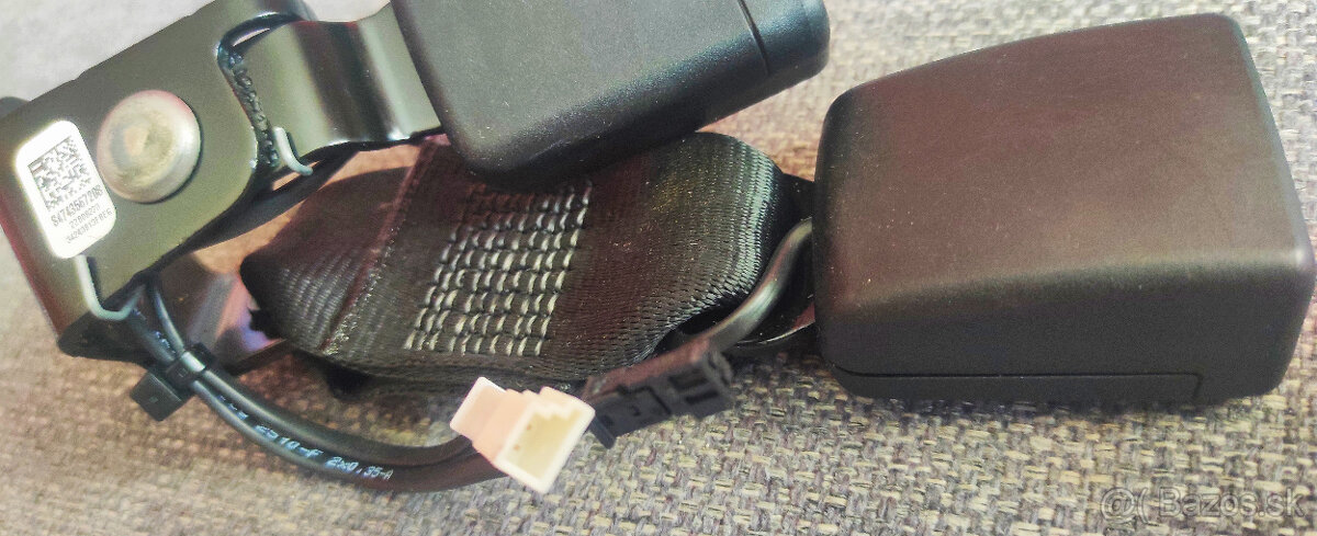 zámok zadného bezpečnostného pásu na BMW - 2