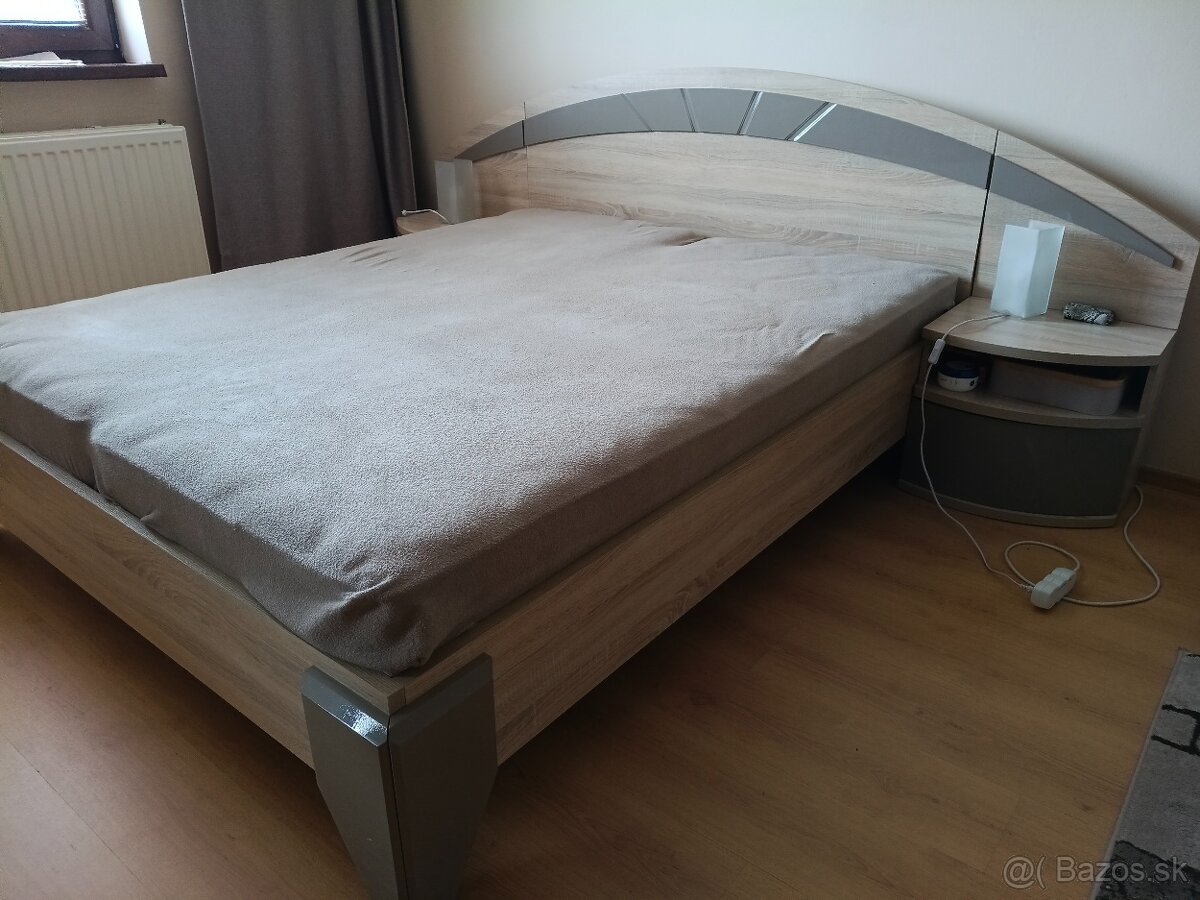 Predám Manželskú posteľ.160x200cm - 2