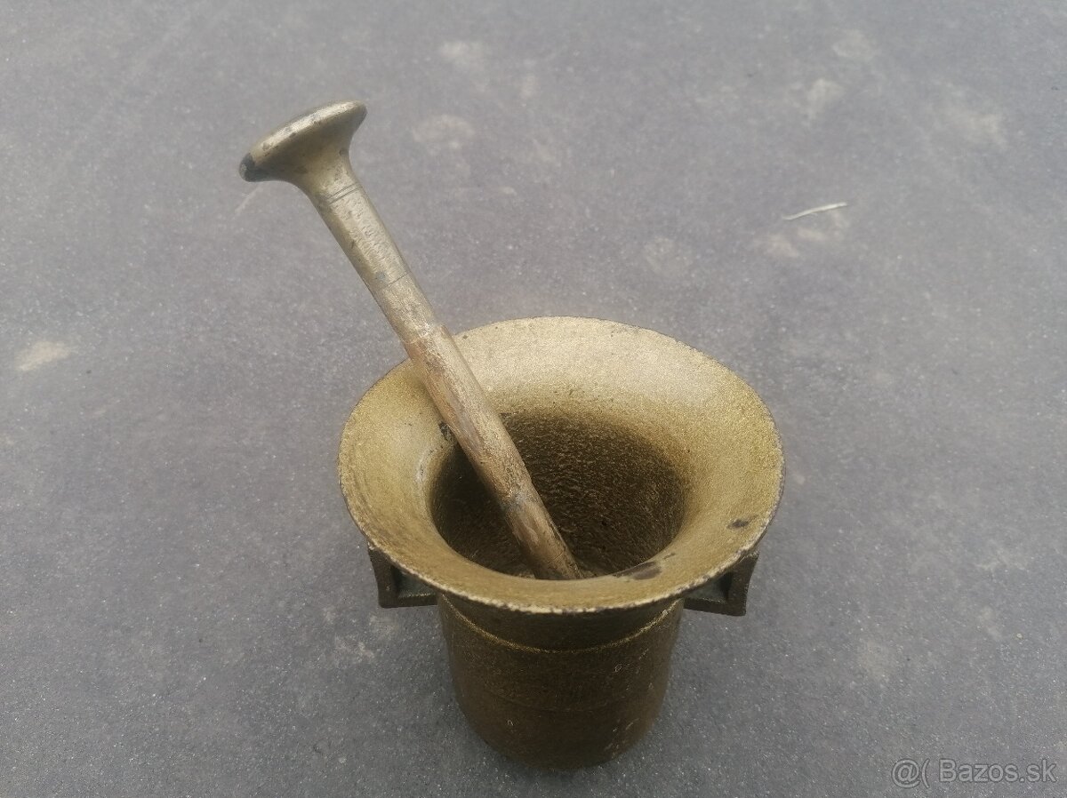 Predám starožitný mažiar - 2