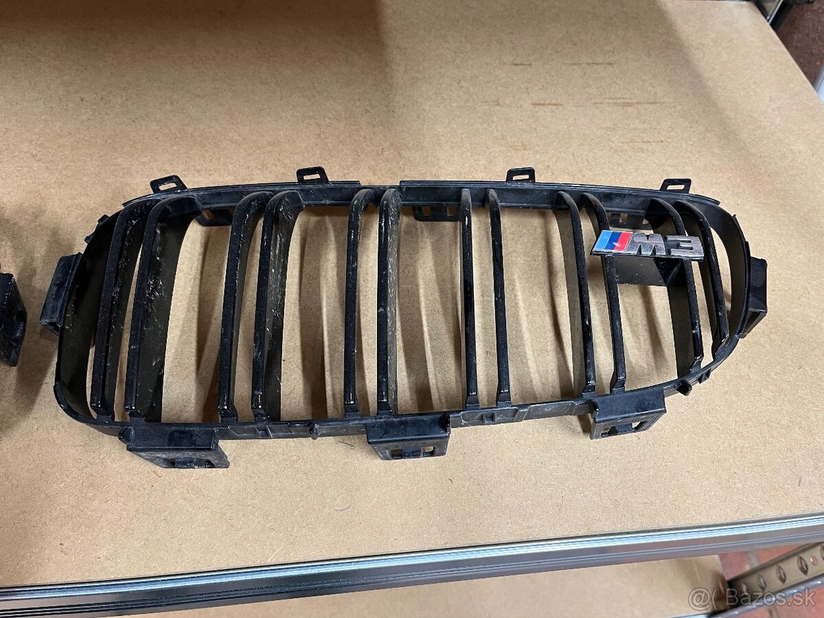 MRIEŽKY DO LADVÍN BMW M3 F80 - 2