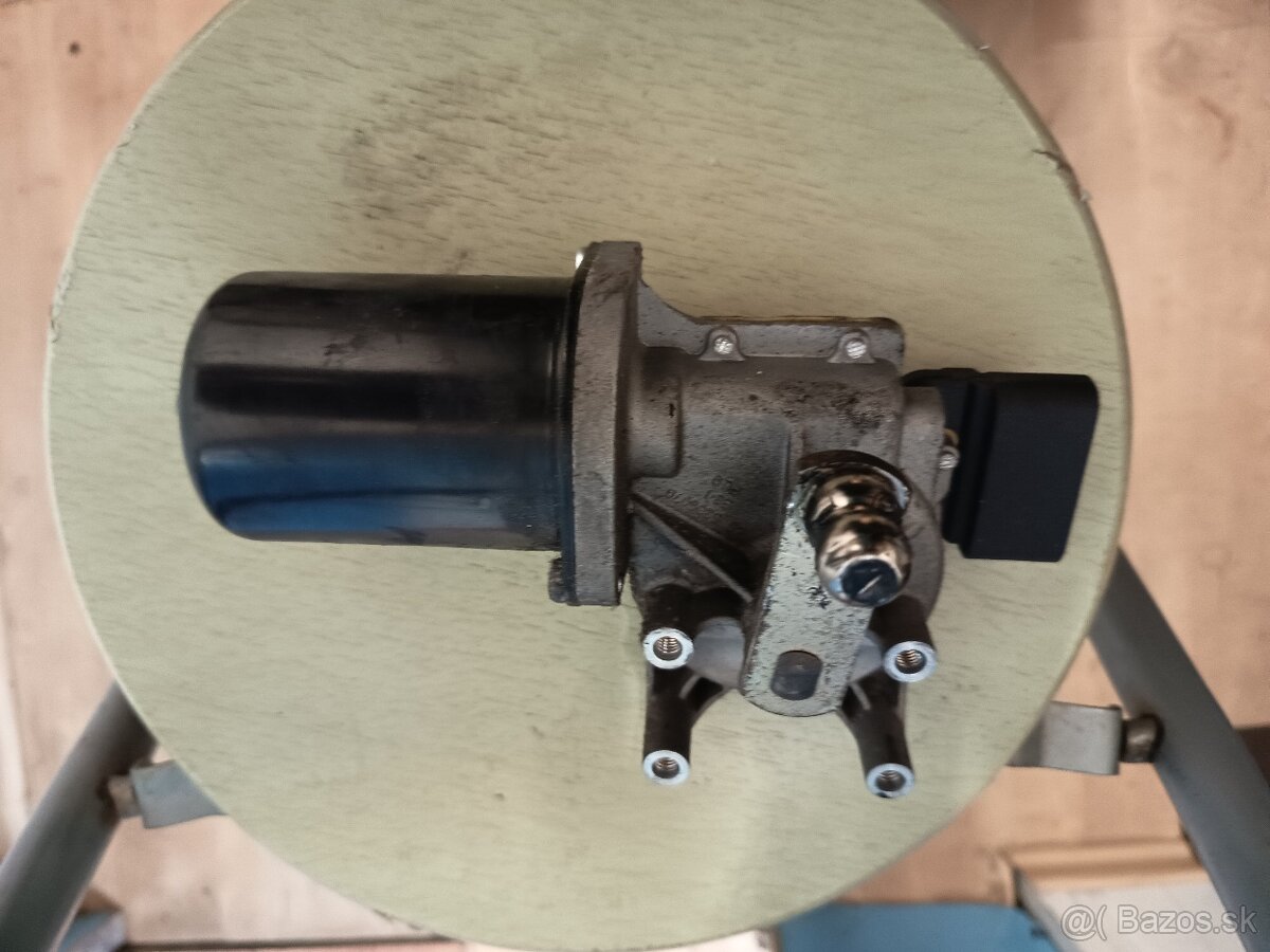 Fiat Ducato motorček stieracov - 2