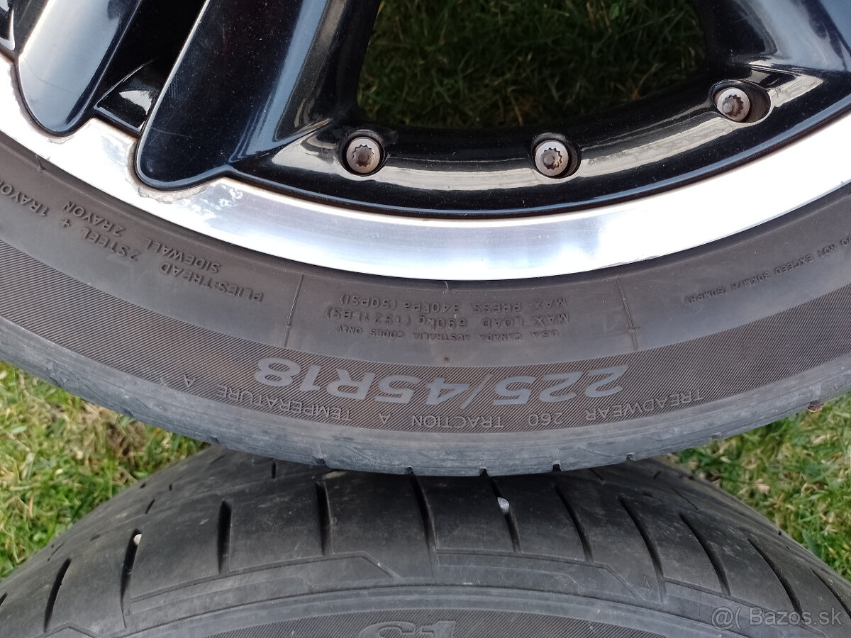letné 225/45 R18 na diskoch - 2
