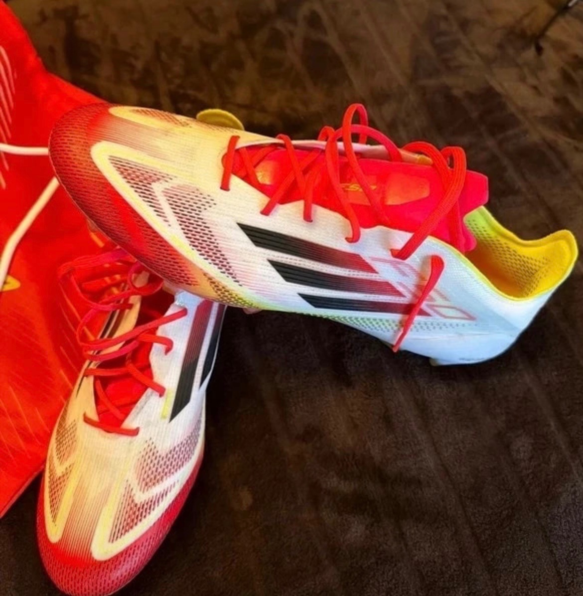 Kopačky Adidas F50 - 2