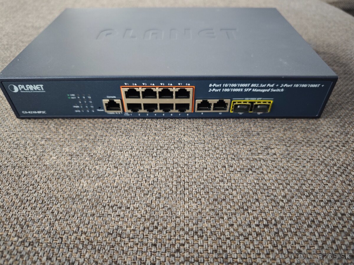 Sieťový prepínač Planet GS-4210-8P2C - 2
